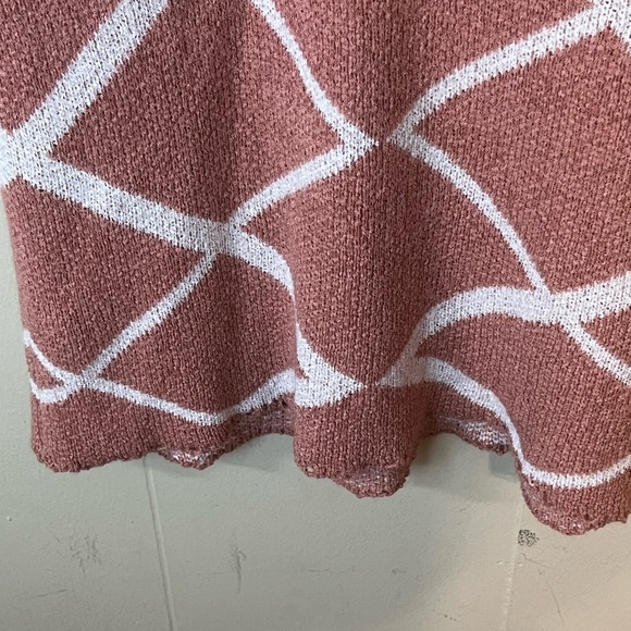 Fashion Nova Women Sweater Dress. Deep V Front Back is out size M - Picture 16 of 16